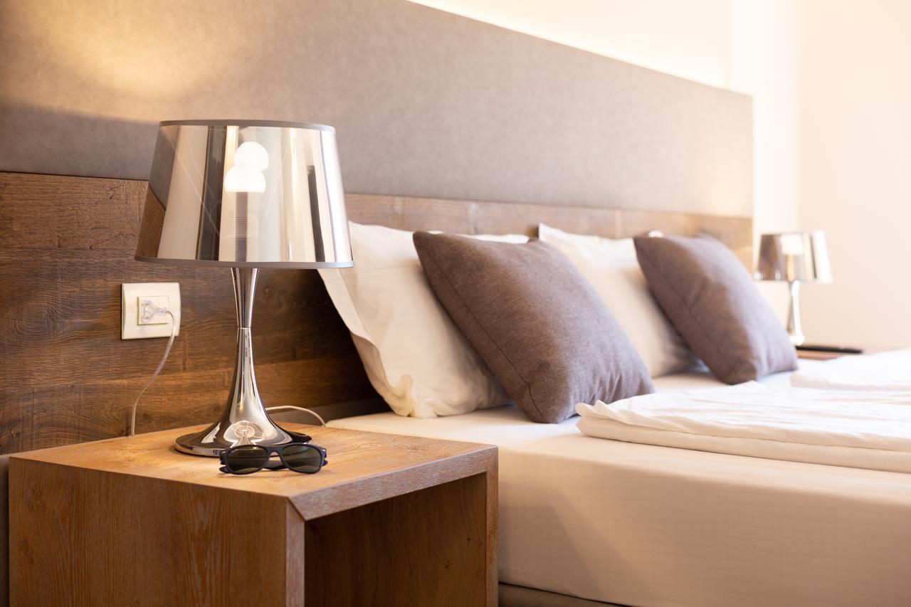 Pace 1954 Hotel Arco Luaran gambar